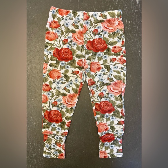 Posh Peanut Red Roses Floral Pajama Set - Picture 3 of 4